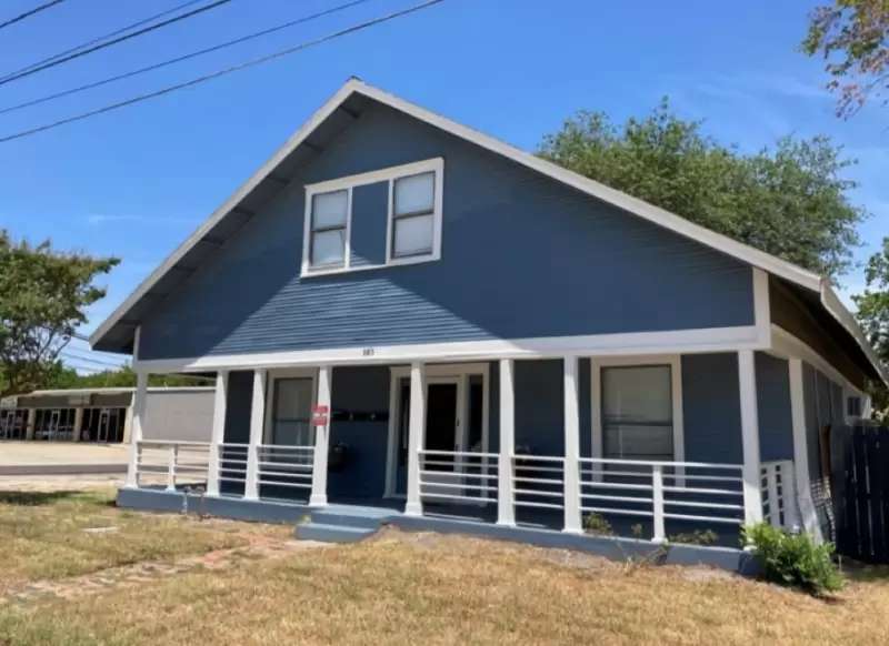 Property Image 3