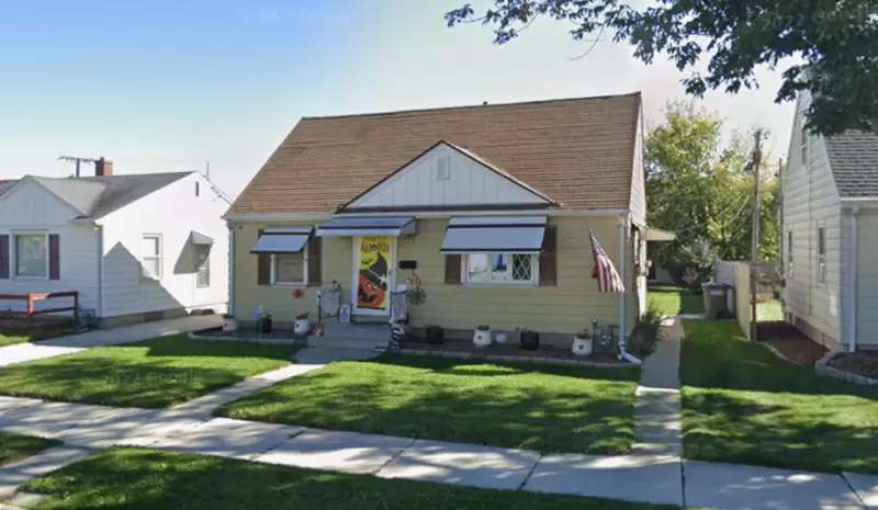 Property Image 3