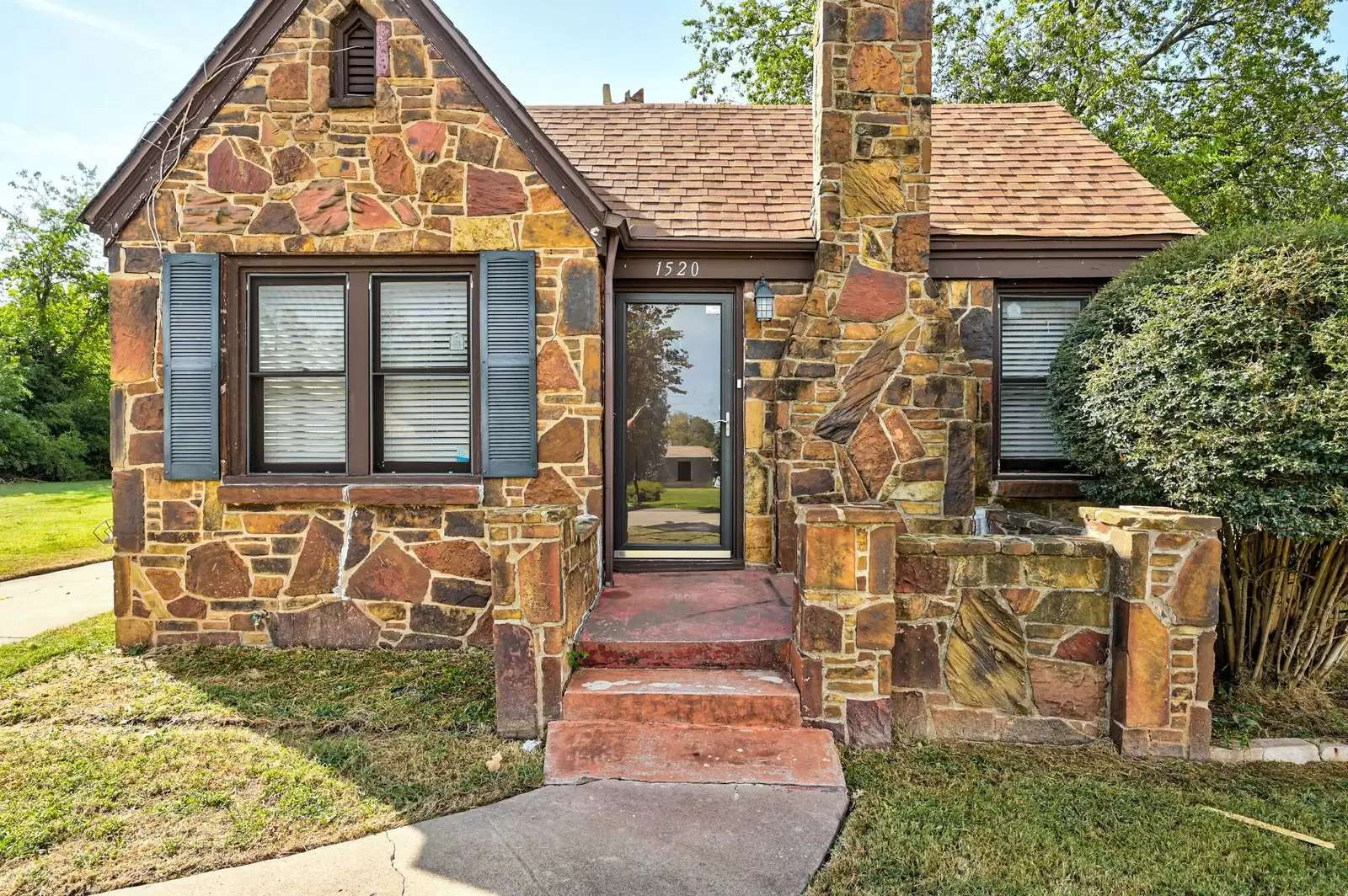 Property Image 3