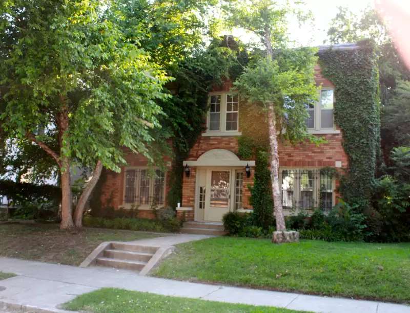 Property Image 3