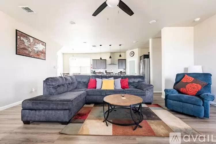 Property Image 6