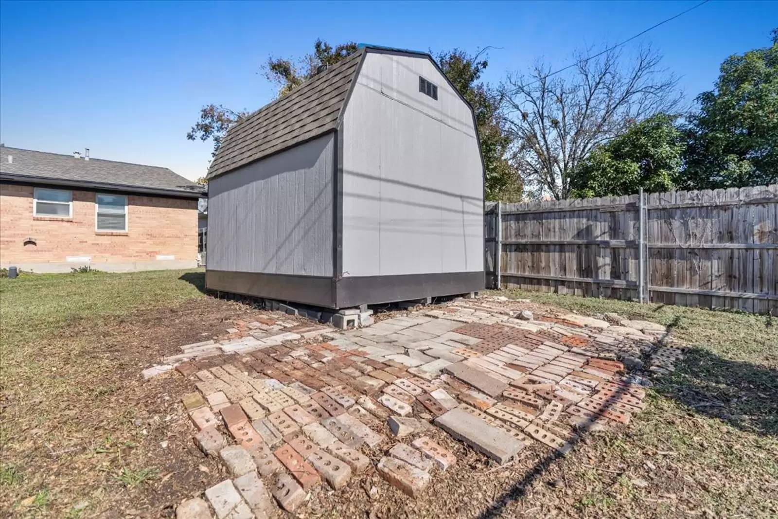 Property Image 33