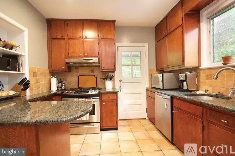 Property Image 6