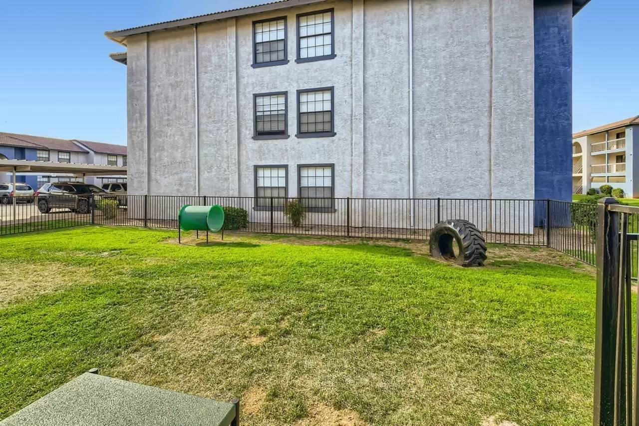 Property Image 92