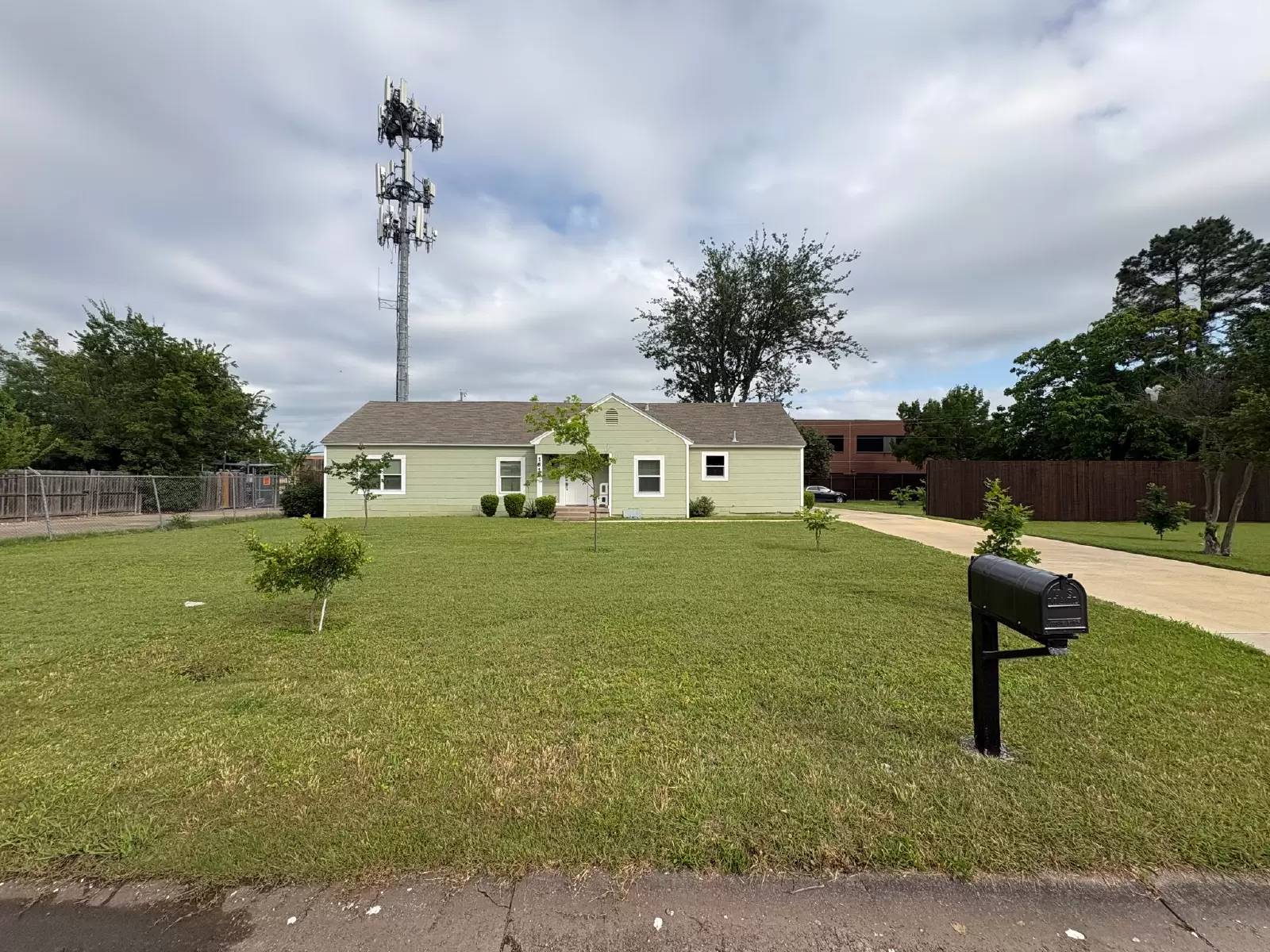 Property Image 1