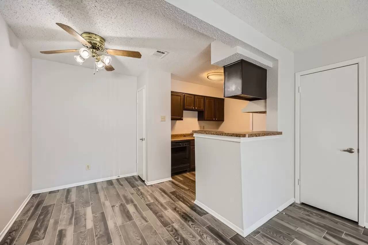 Property Image 105
