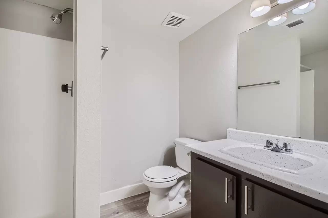 Property Image 72