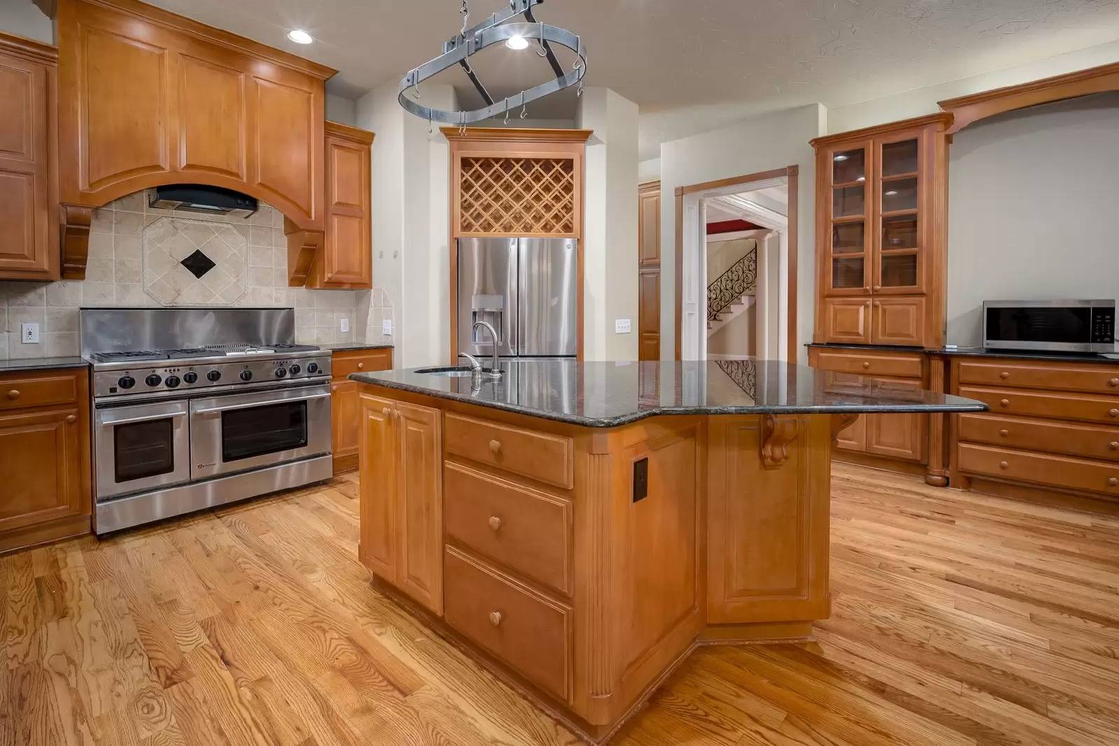 Property Image 6