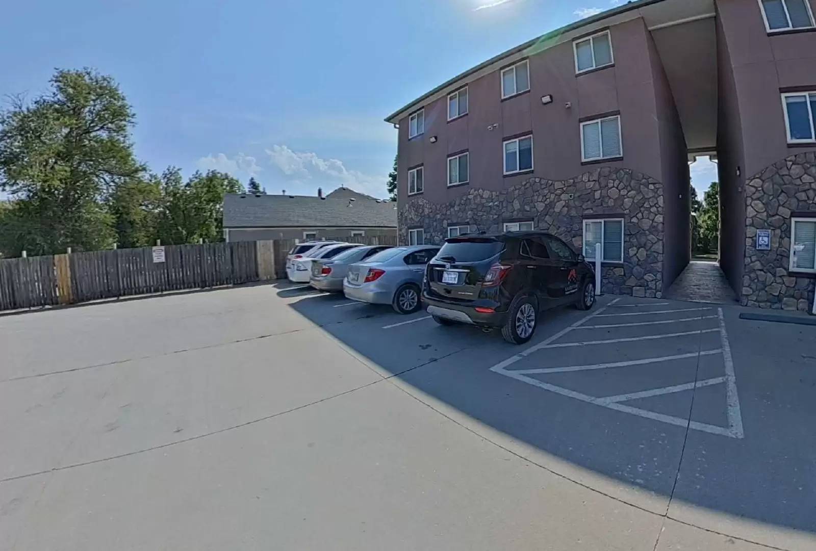 Property Image 4