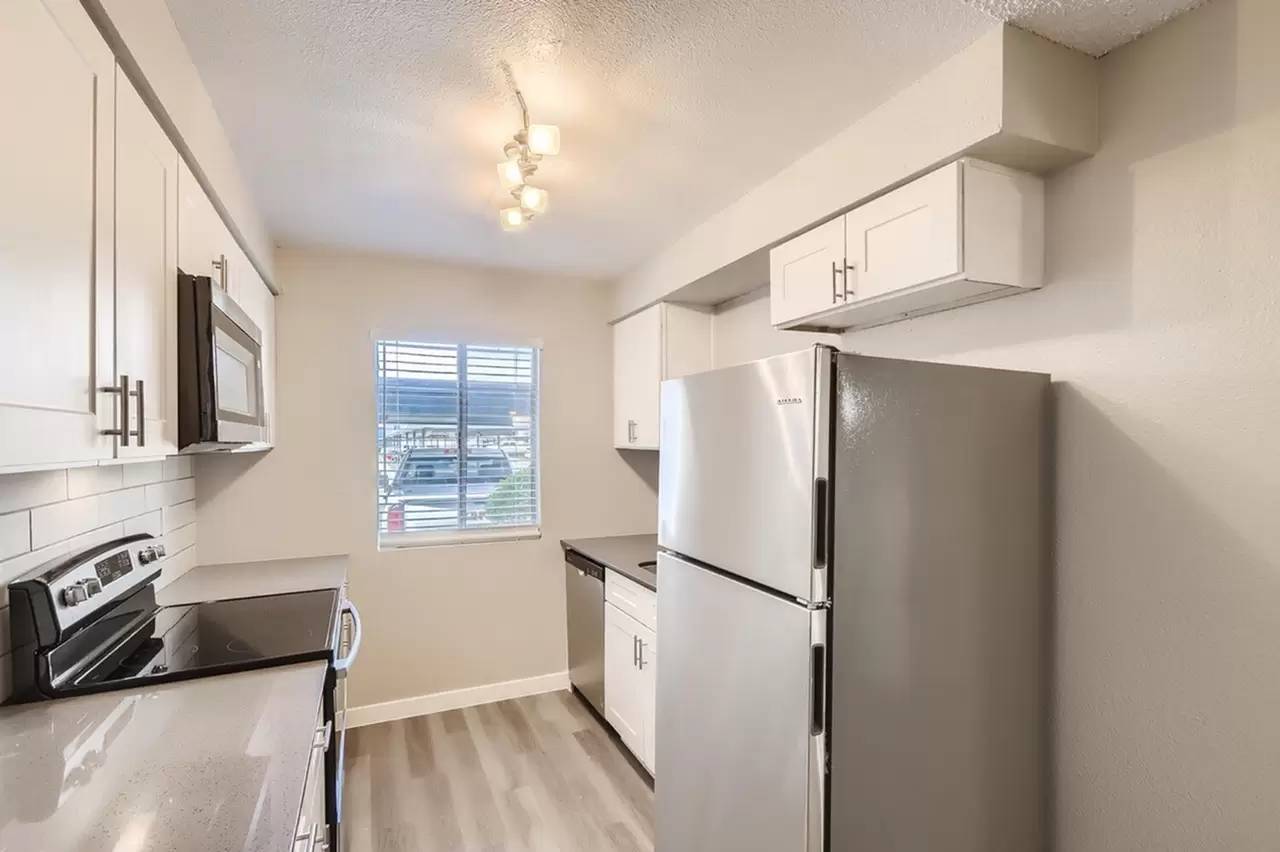 Property Image 112