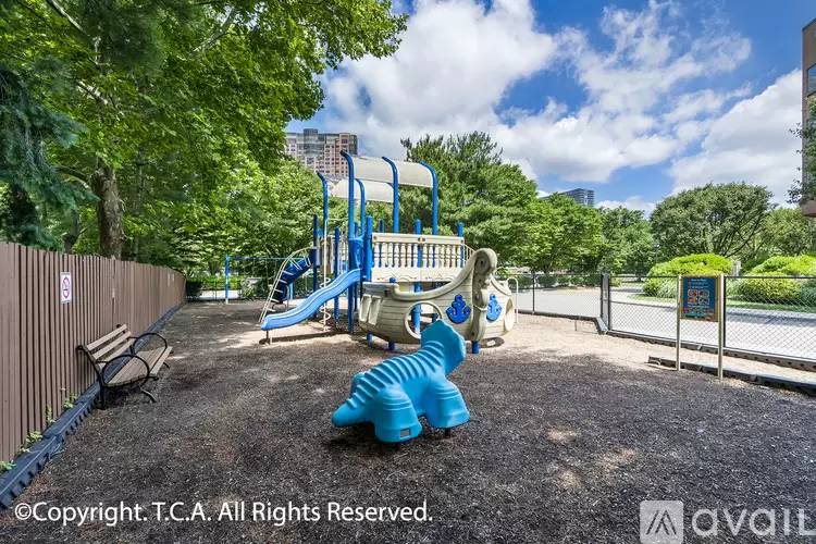 Property Image 25