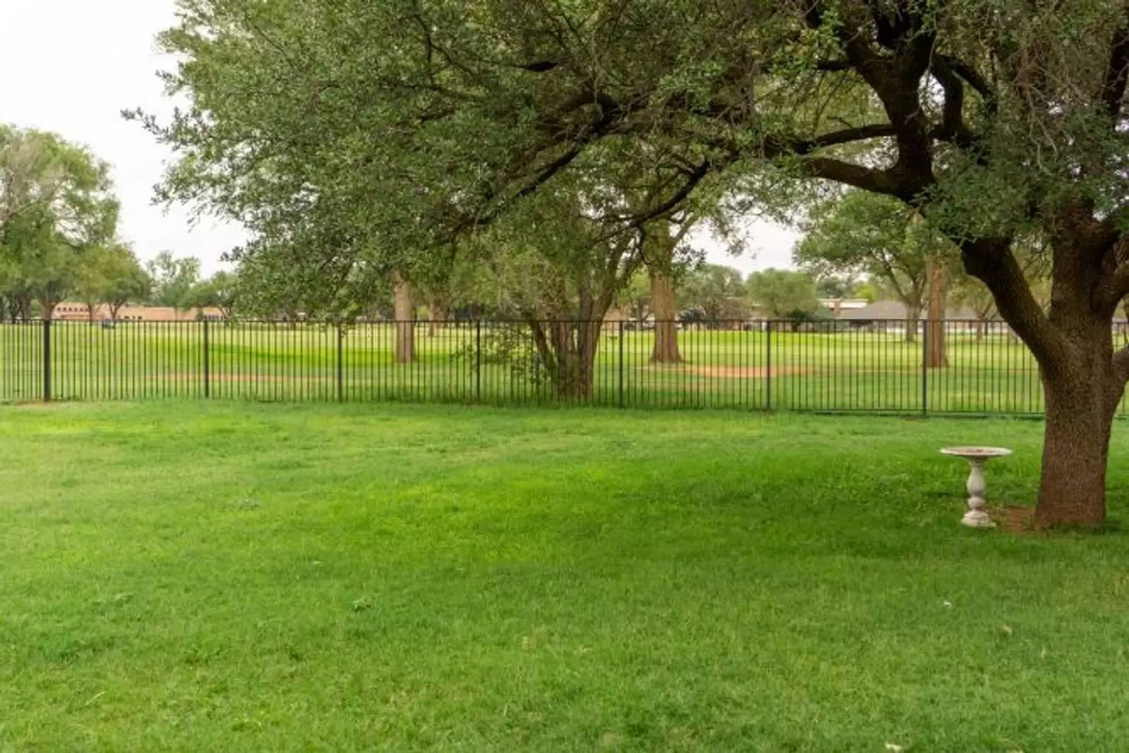 Property Image 37