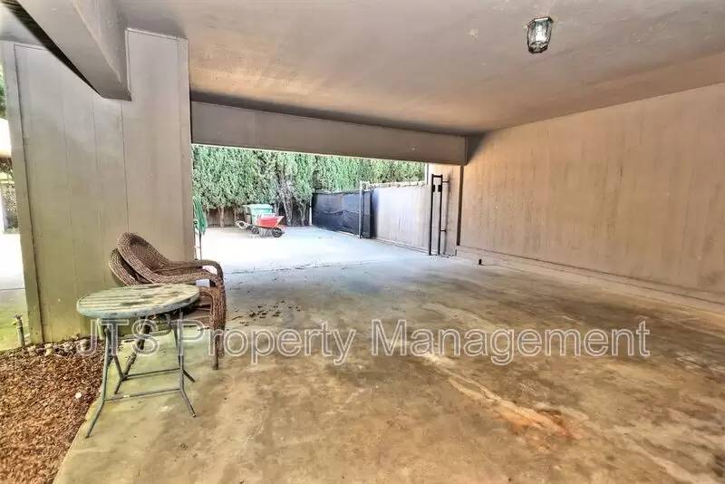 Property Image 96