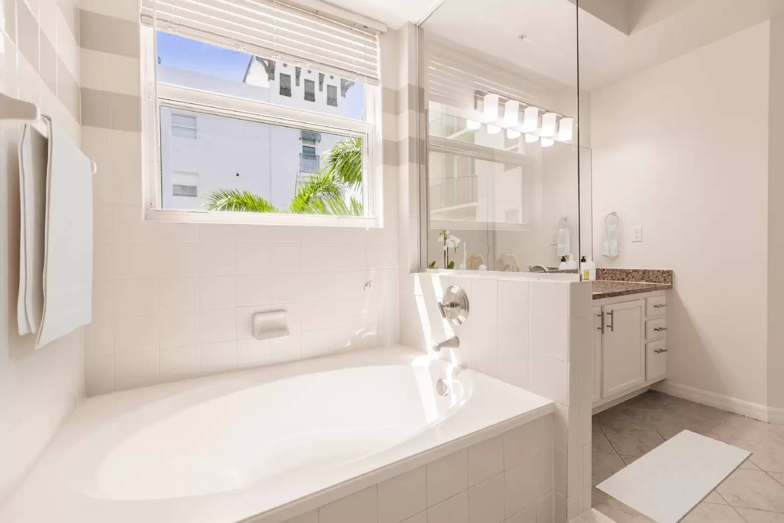 Property Image 102