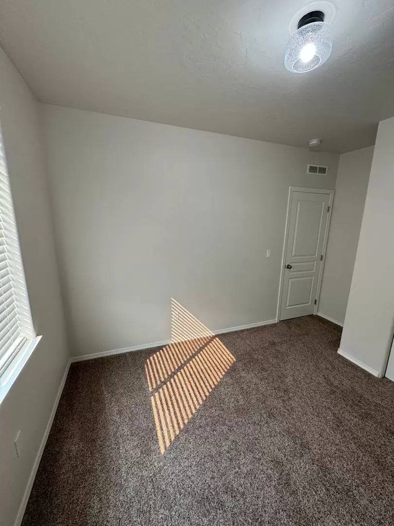 Property Image 128