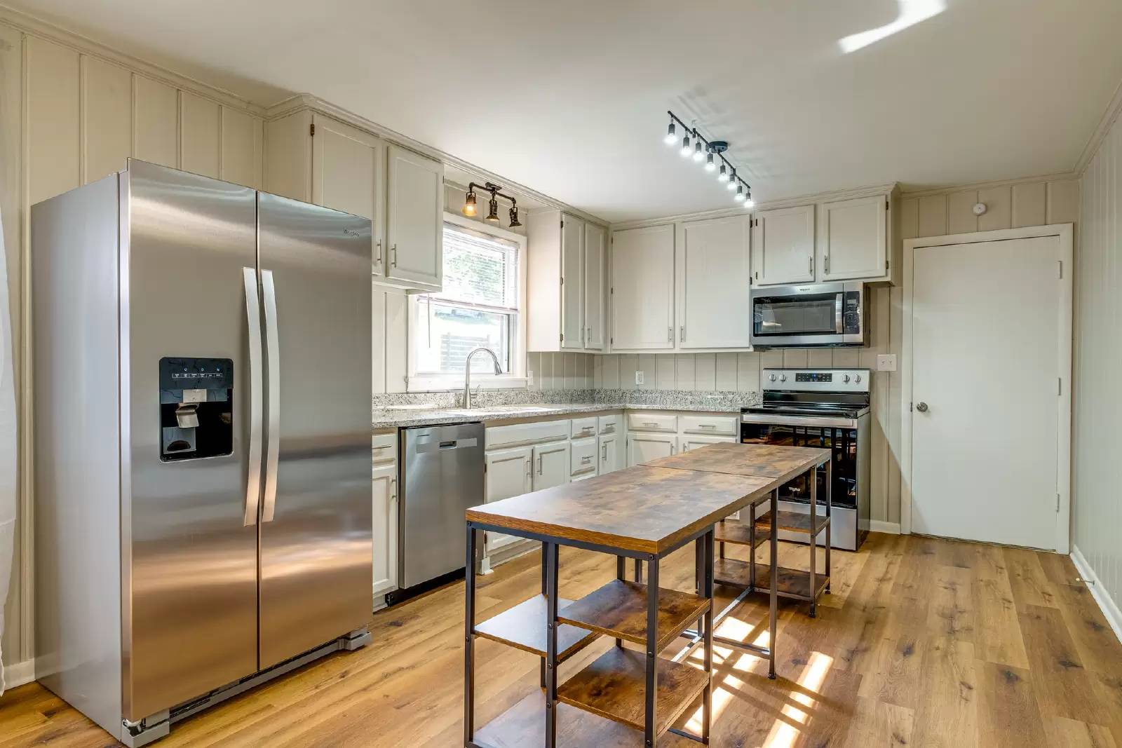 Property Image 8