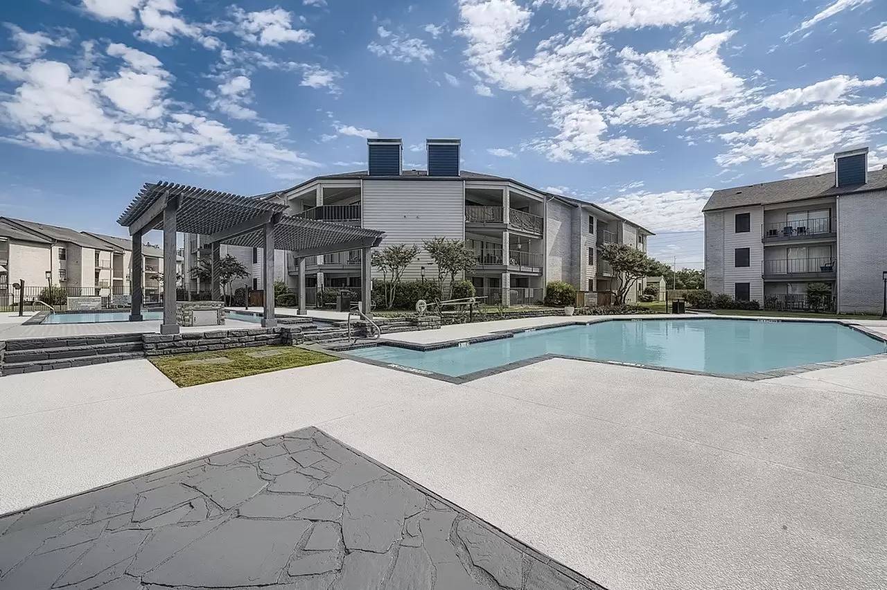 Property Image 175