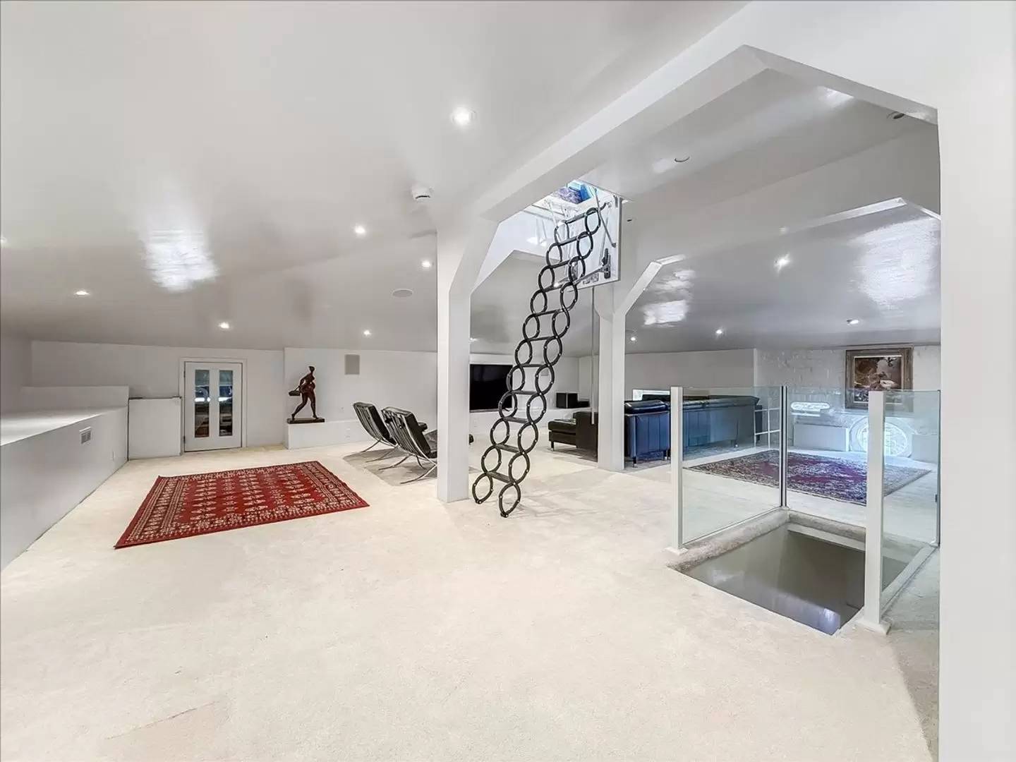 Property Image 62