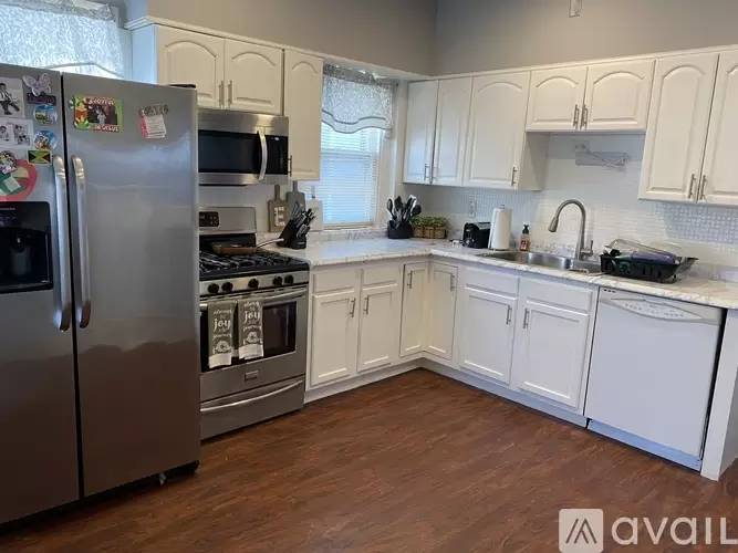 Property Image 6