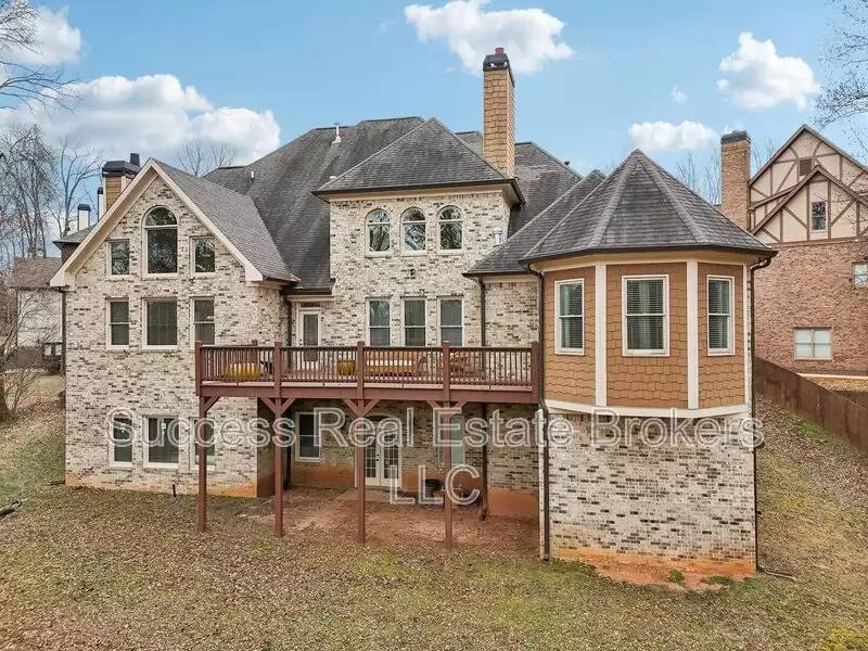 Property Image 104