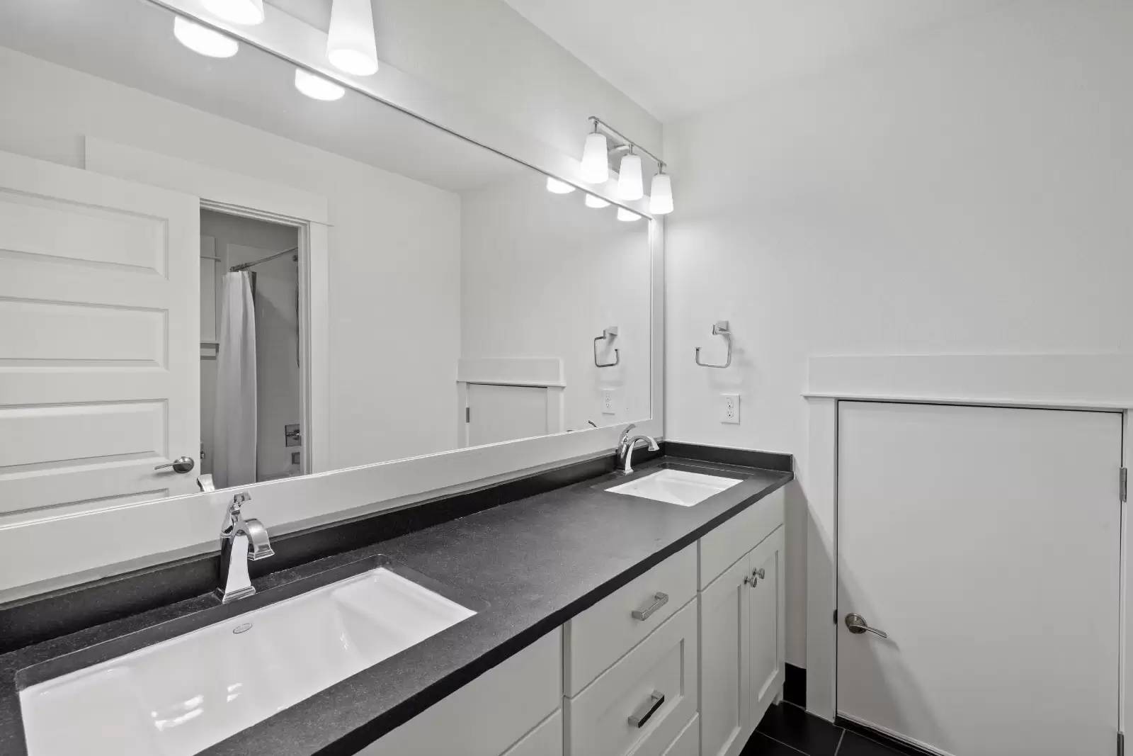 Property Image 80