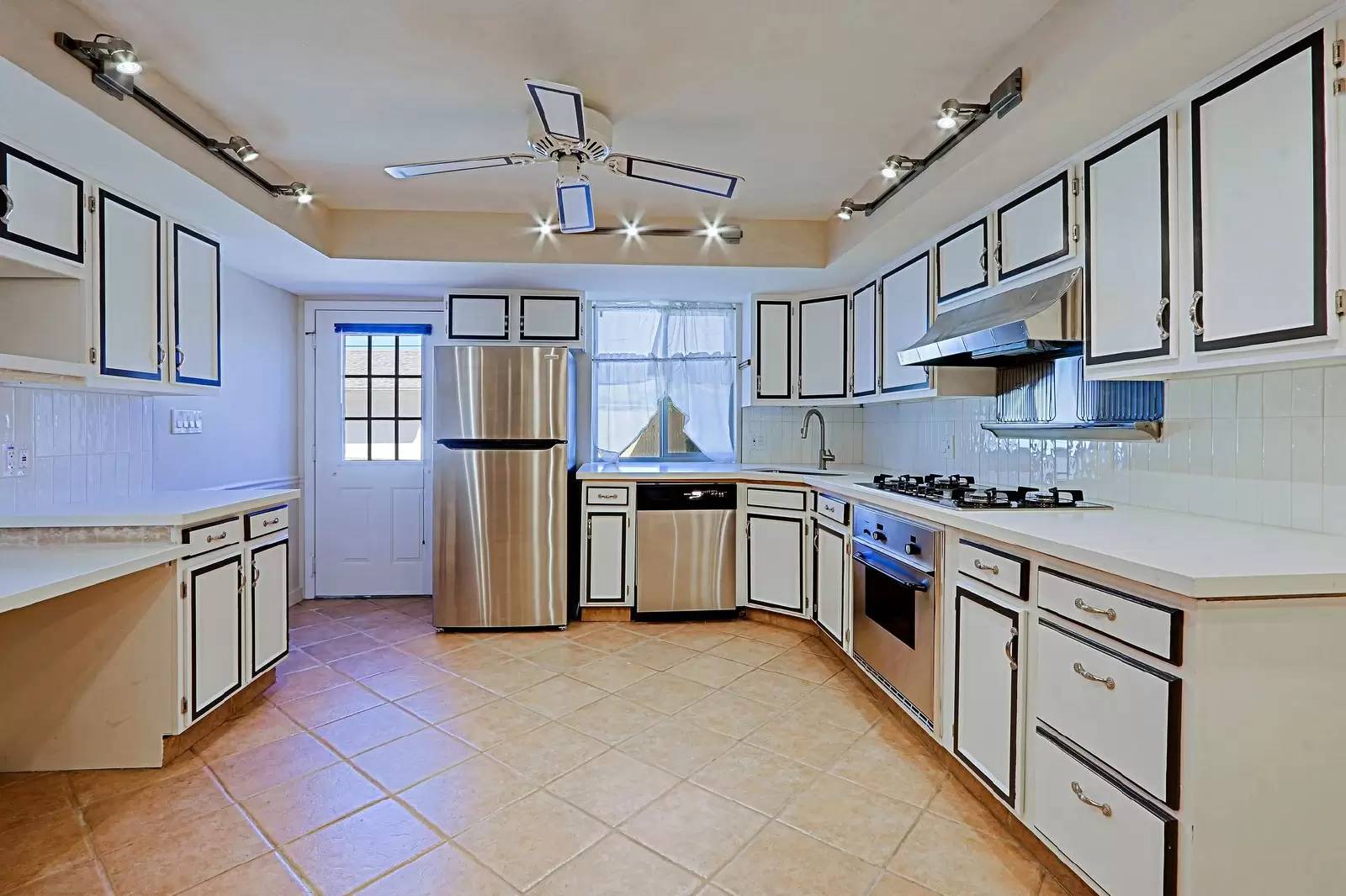 Property Image 45