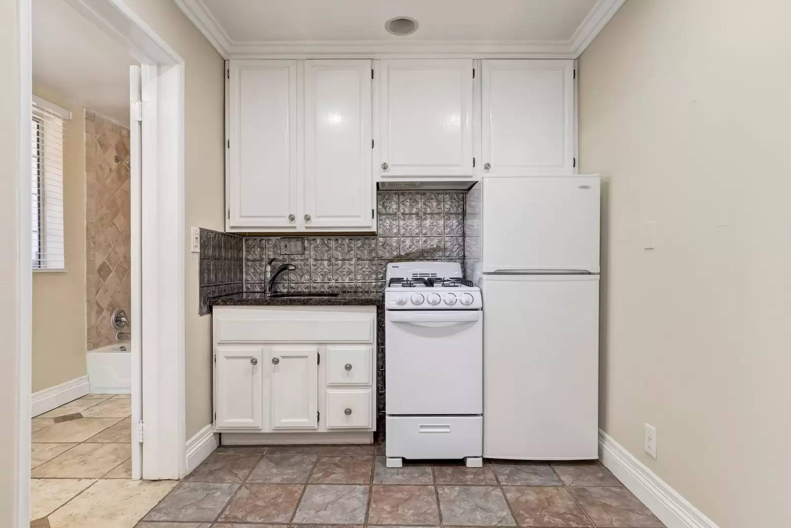 Property Image 90