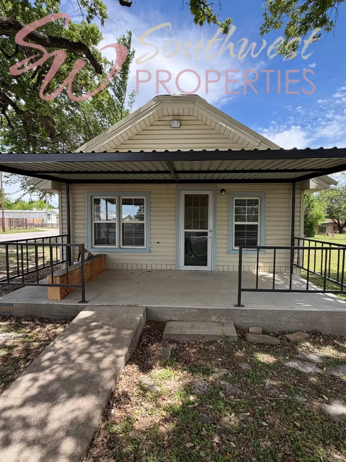 Property Image 1