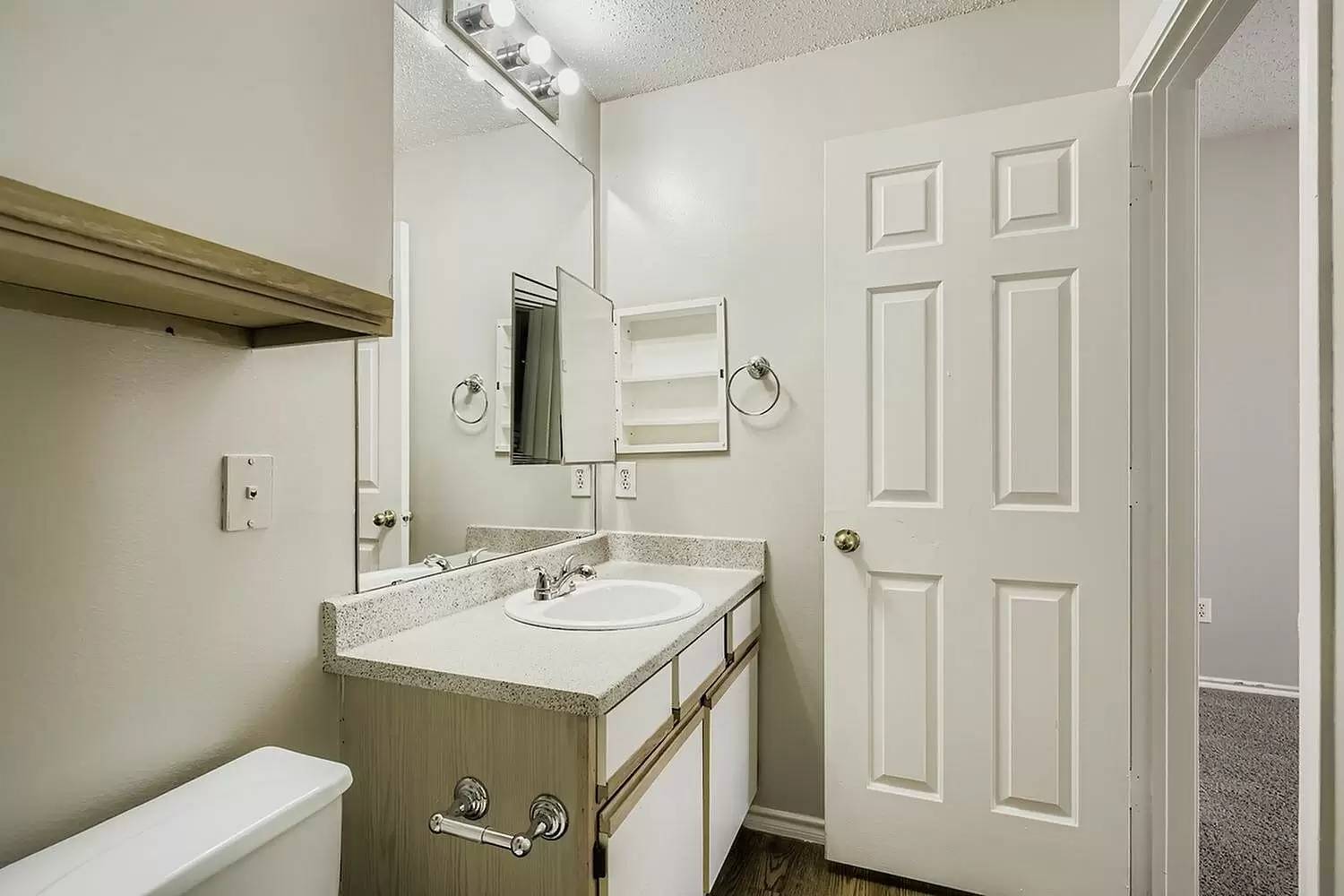 Property Image 64