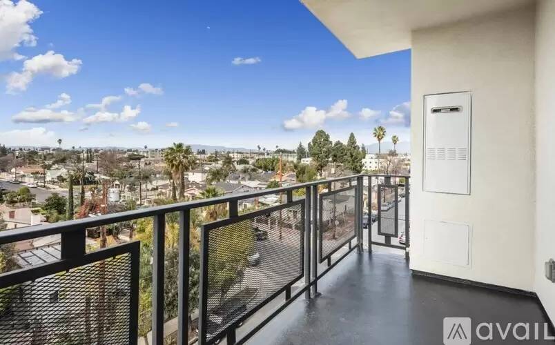 Property Image 9