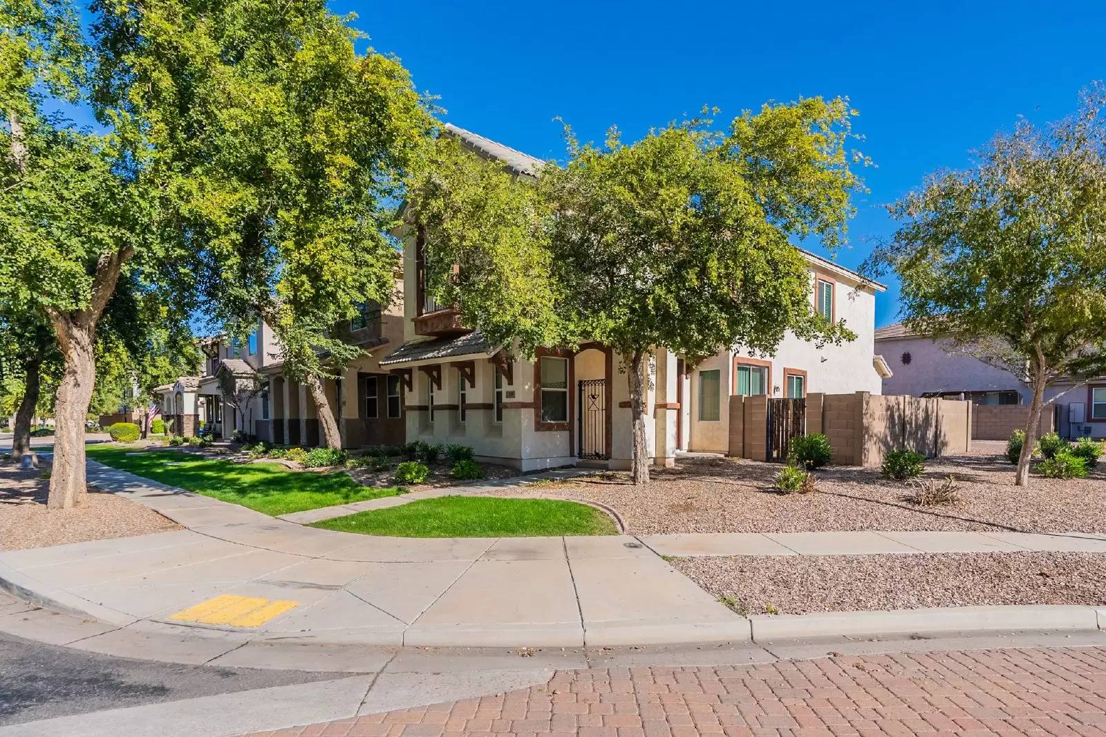 Property Image 4