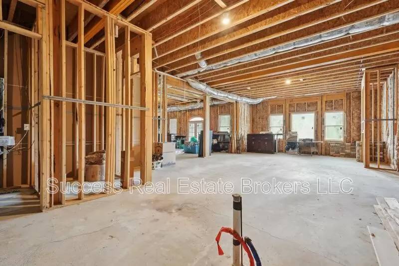 Property Image 75