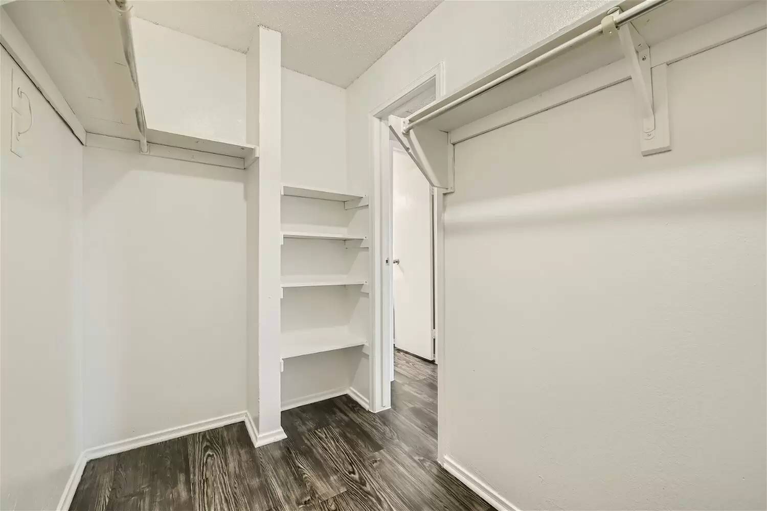 Property Image 159
