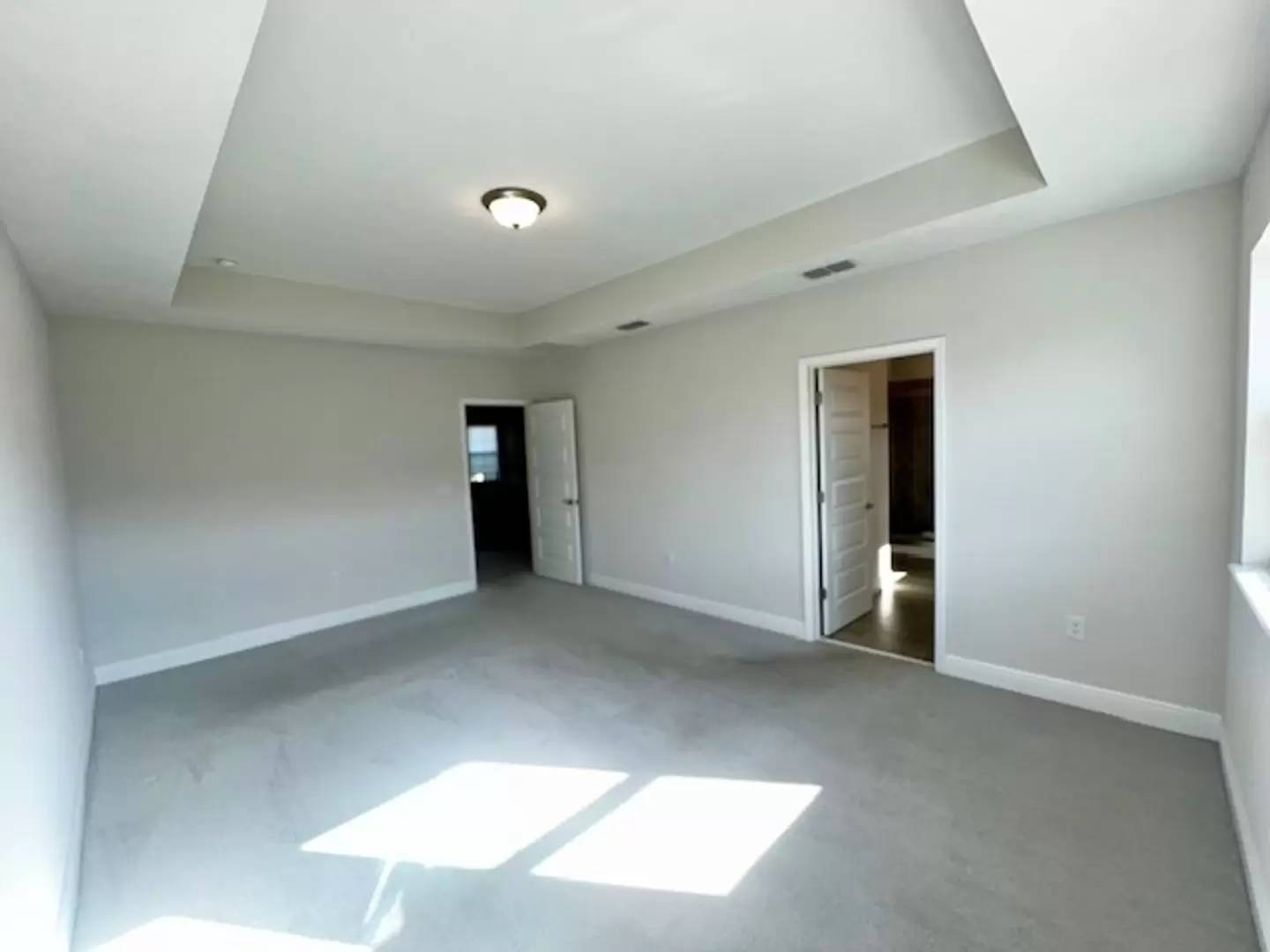 Property Image 100