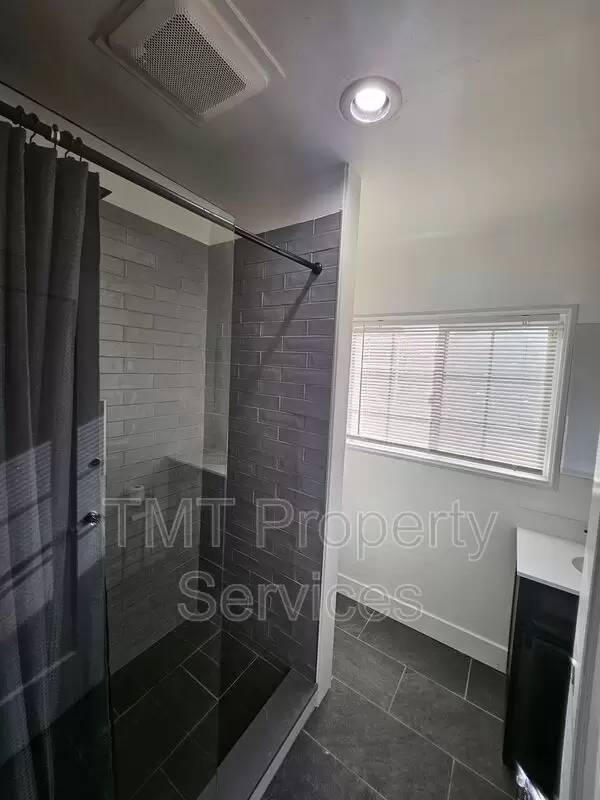 Property Image 82