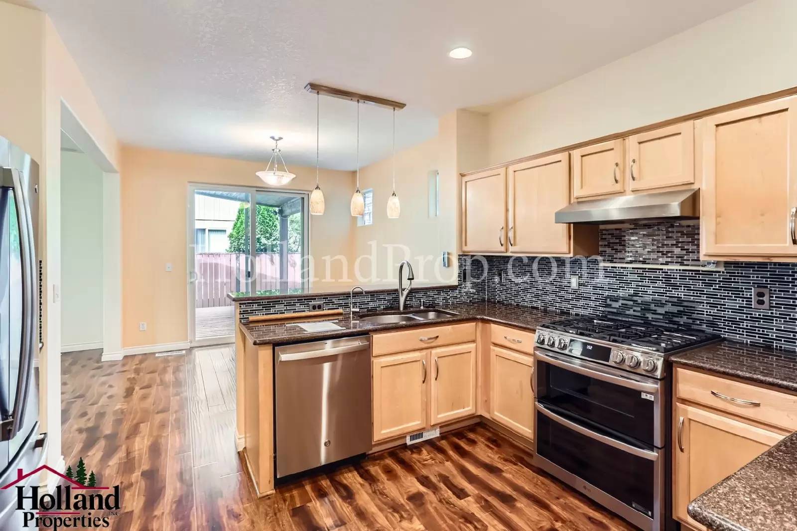Property Image 11