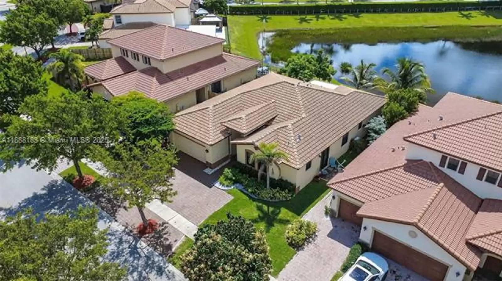 Property Image 38