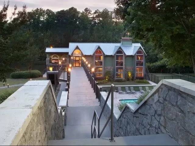 Property Image 4