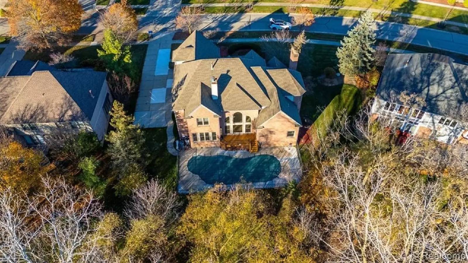 Property Image 33