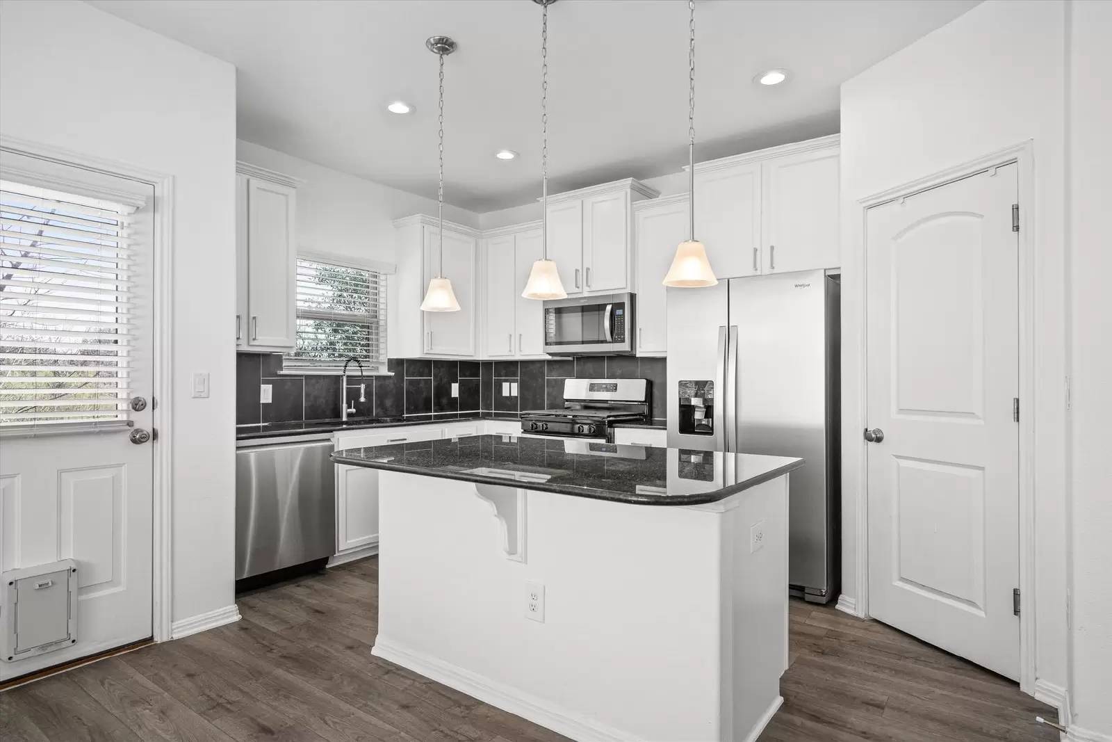 Property Image 16