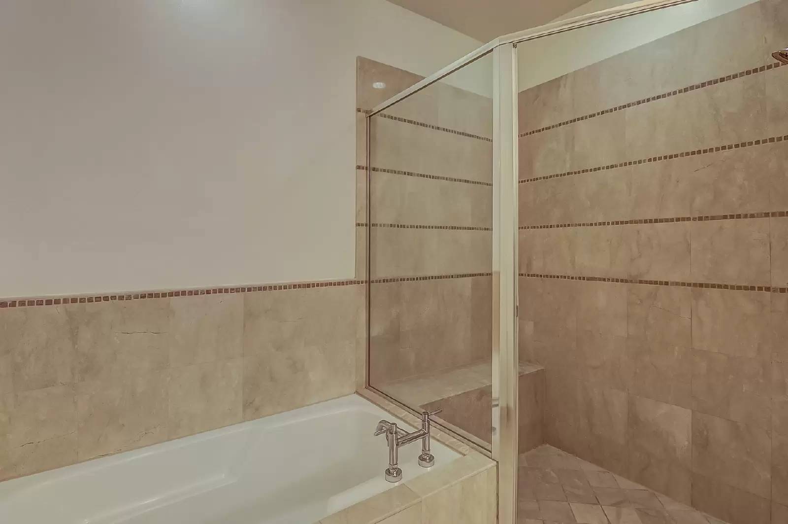 Property Image 101