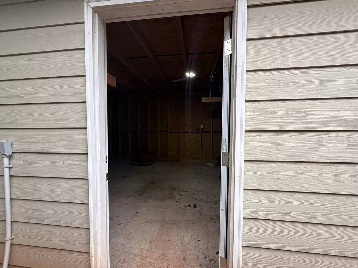 Property Image 64