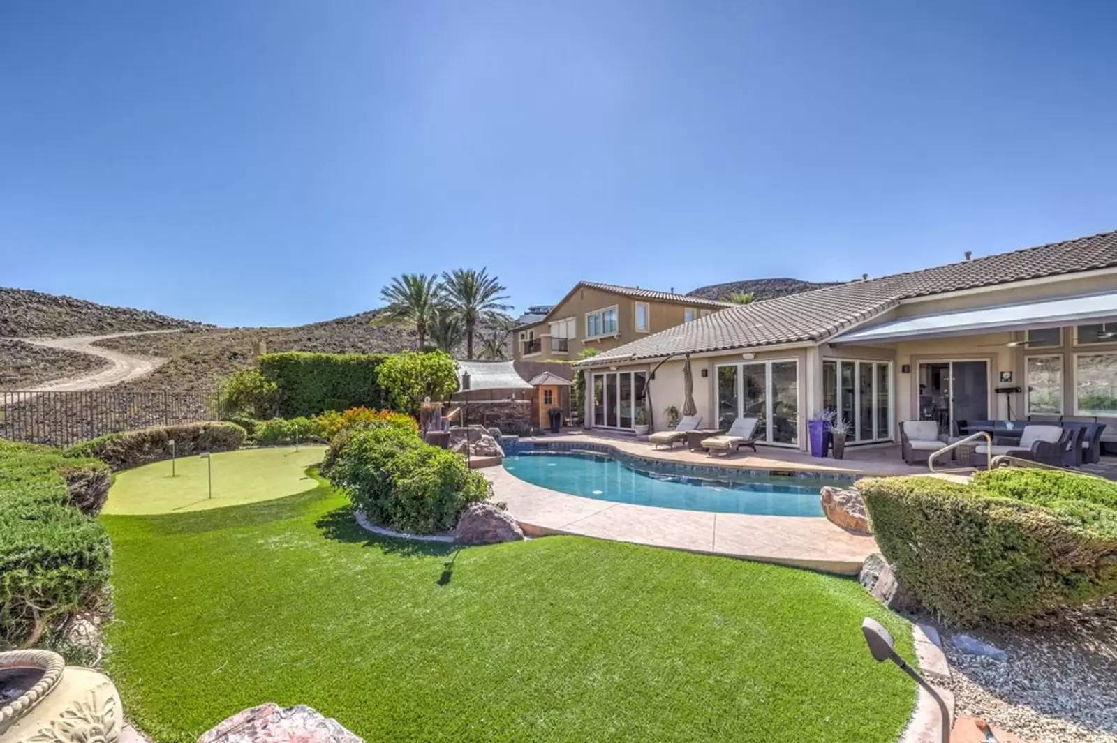 Property Image 8