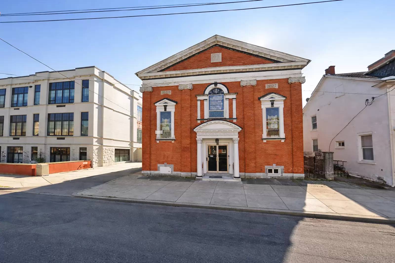 Property Image 1