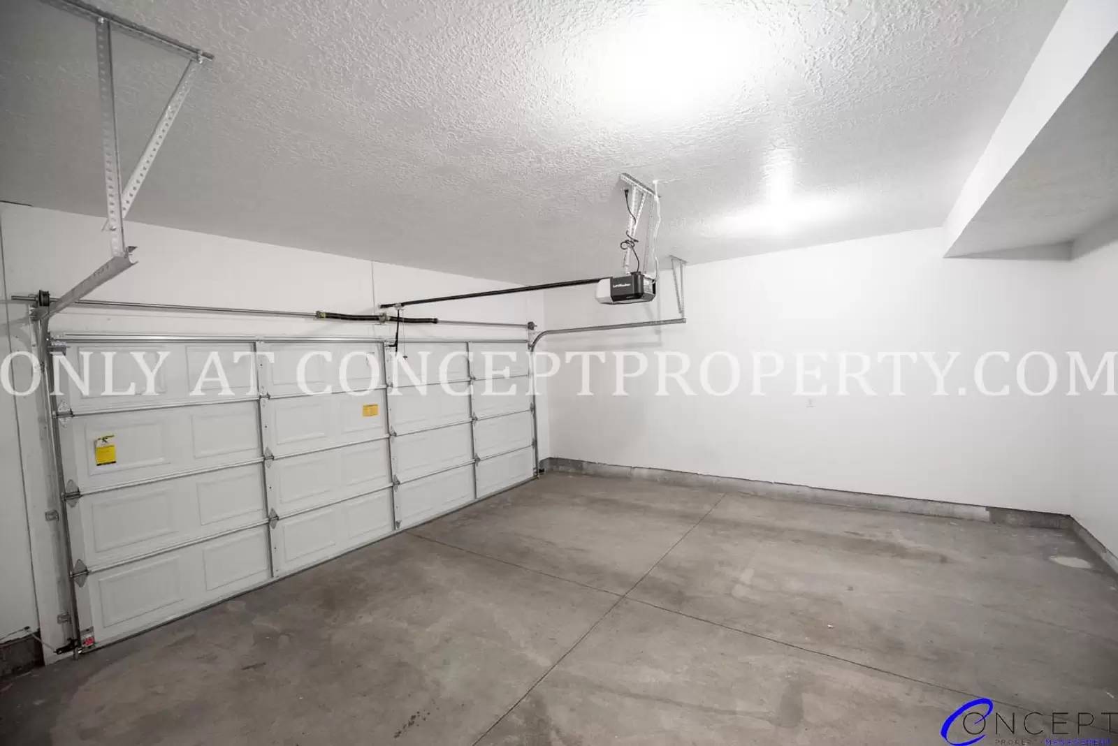 Property Image 100