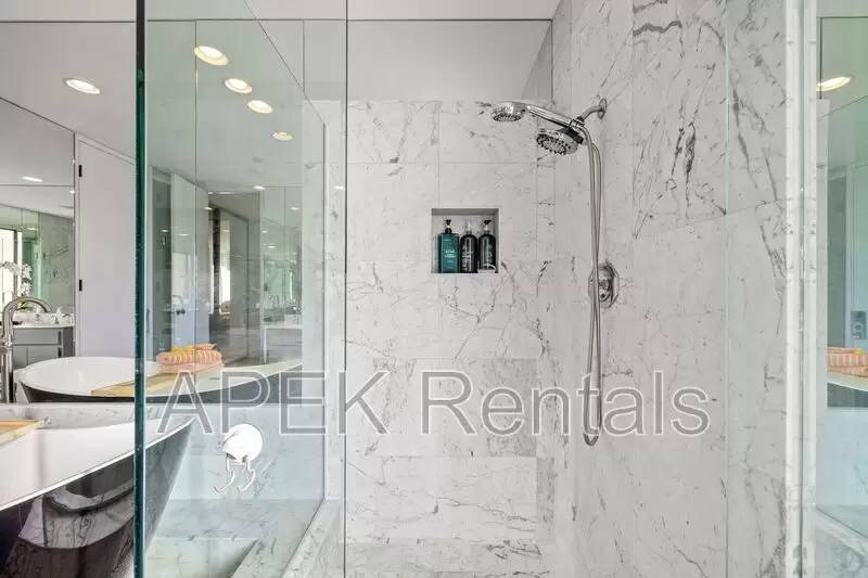 Property Image 82