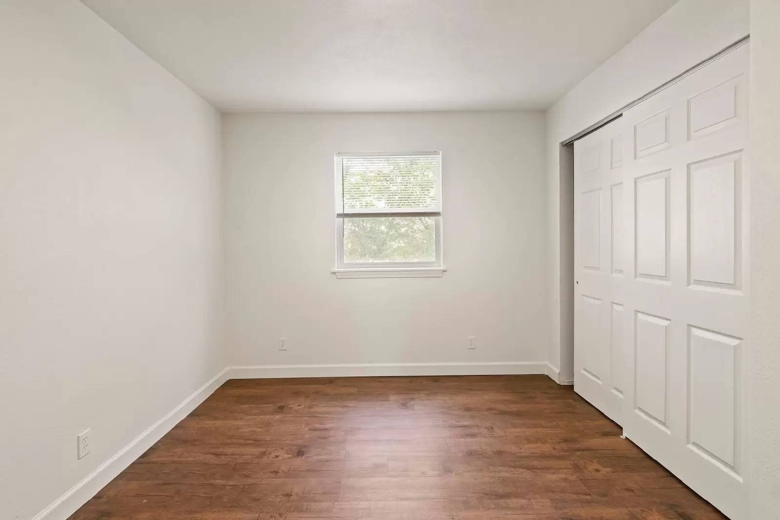 Property Image 106