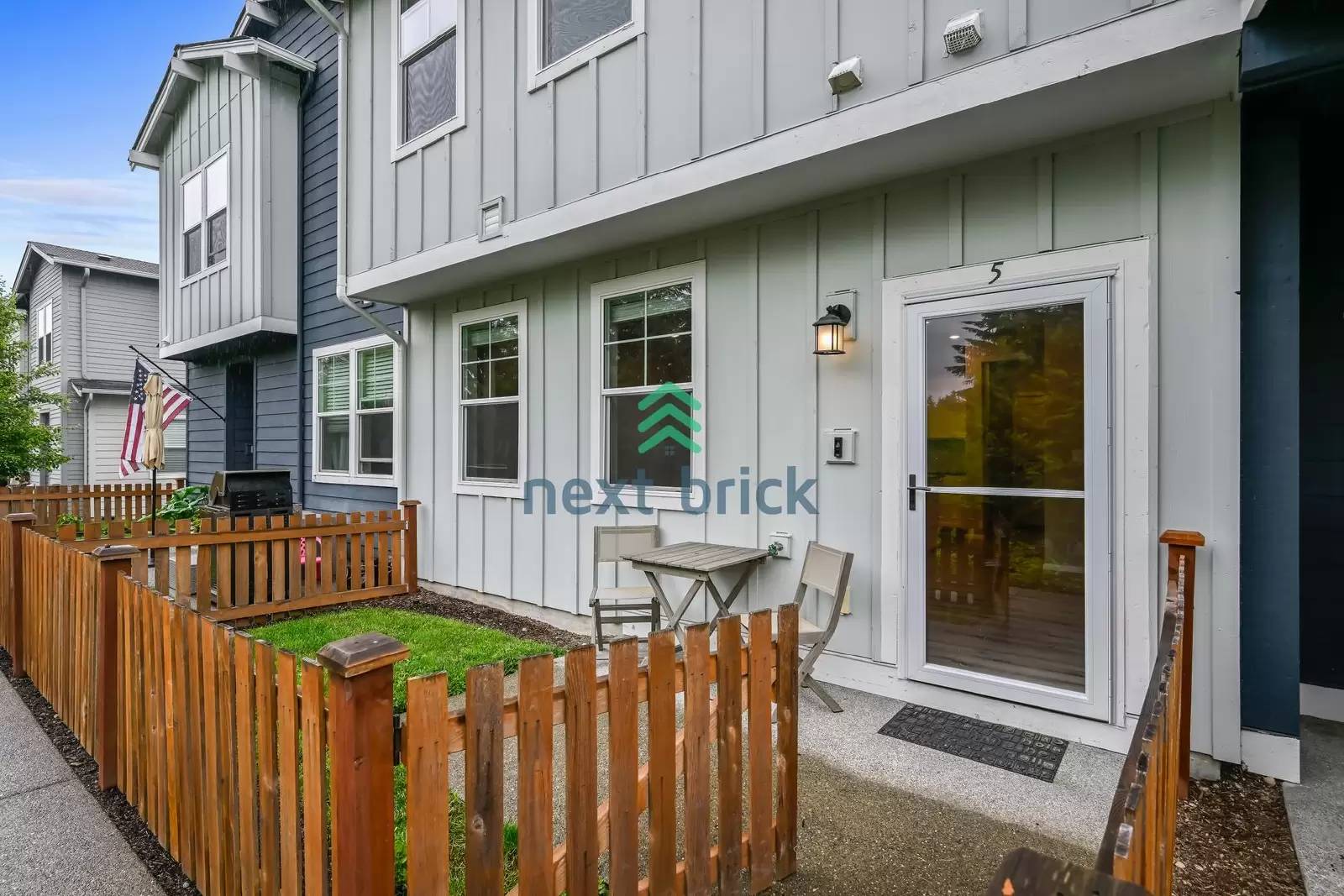cover background