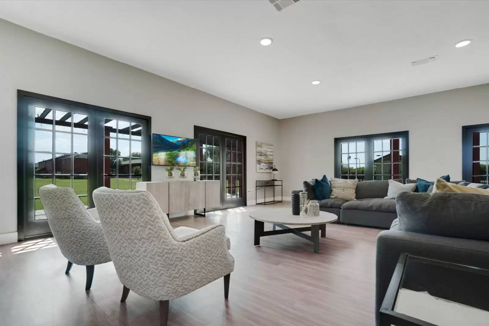 Property Image 105