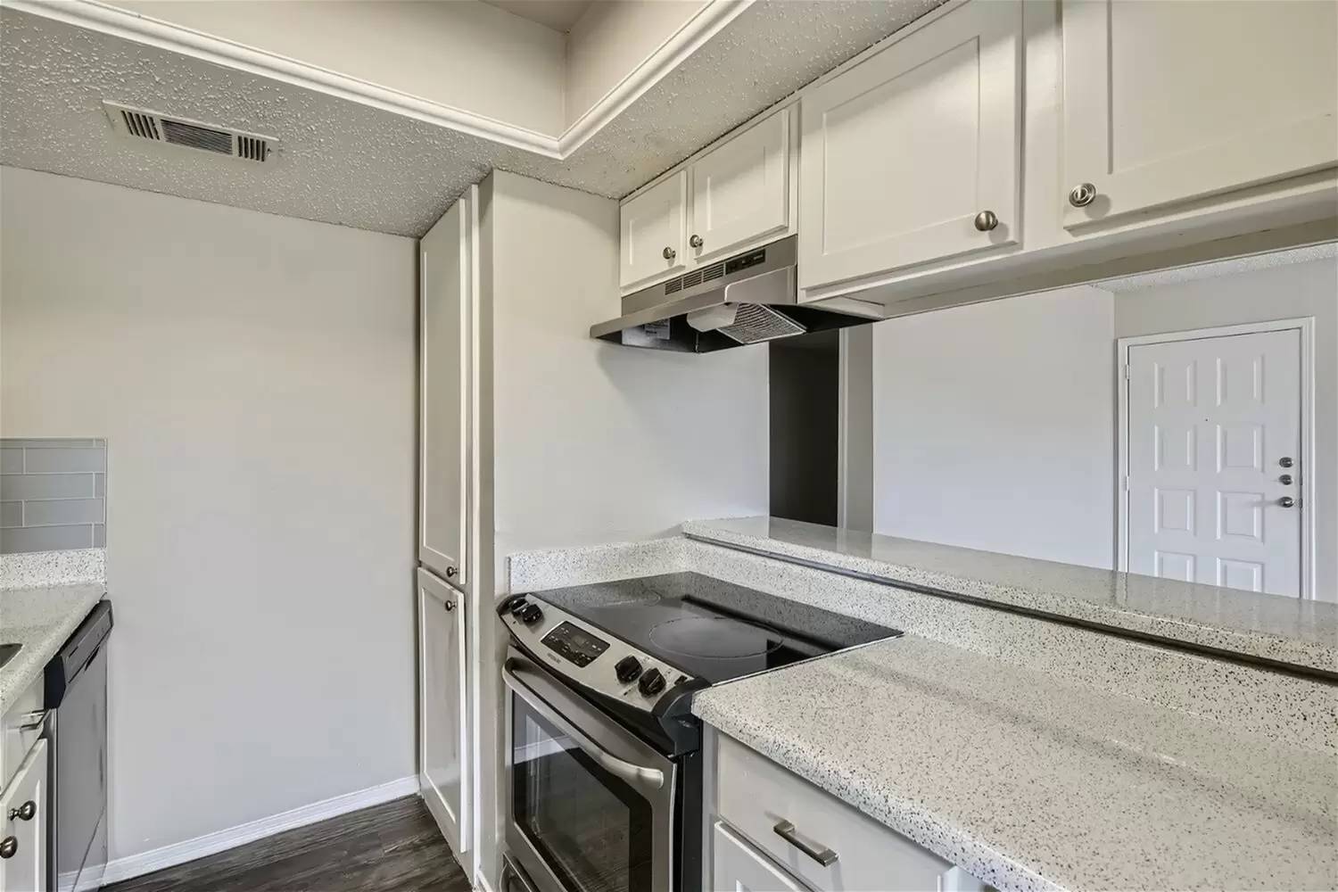 Property Image 143